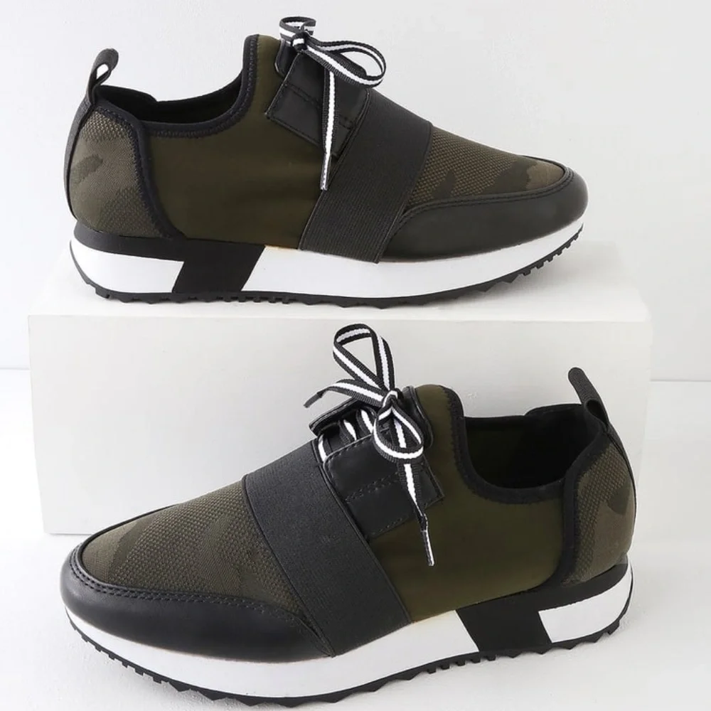 Steve Madden | Antics Green Camo Sneaker 7.5